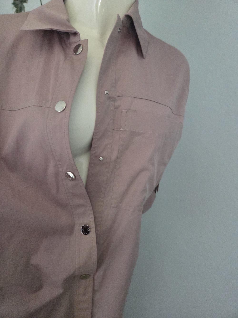 NWOT Hermes Lavender Mauve Roll Tab Sleeve Blouse Shirt Size S